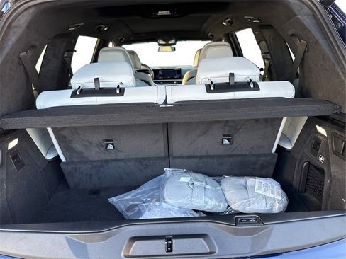 New 2026 BMW X7 xDrive40i image 13