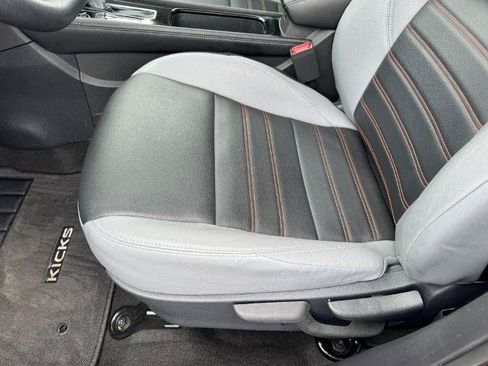 Certified 2023 Nissan Kicks SR w/ SR Premium Package FWD image 14