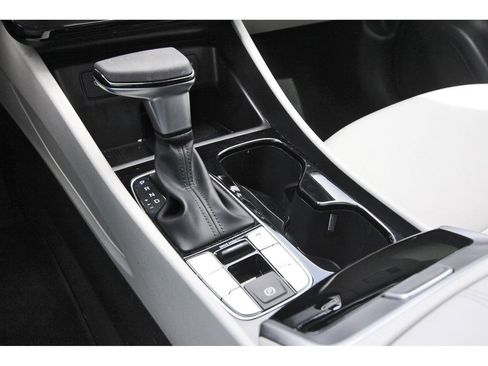 Certified 2025 Hyundai Tucson SEL FWD image 30