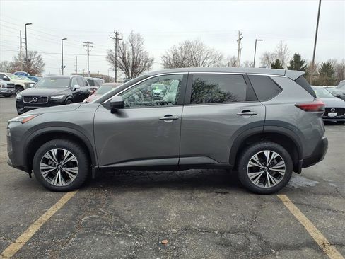 Used 2023 Nissan Rogue SV image 33