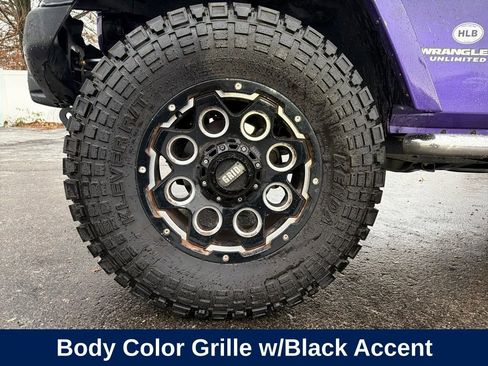 Used 2016 Jeep Wrangler Unlimited Sahara image 21