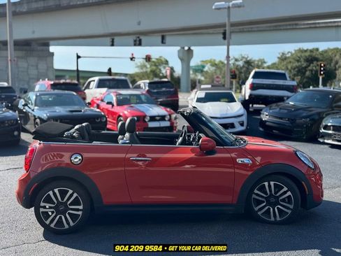 Used 2019 MINI Cooper S w/ Signature Upholstery Package FWD image 8