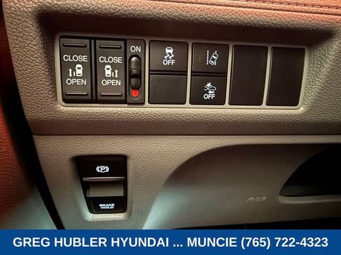Used 2019 Honda Odyssey EX image 13