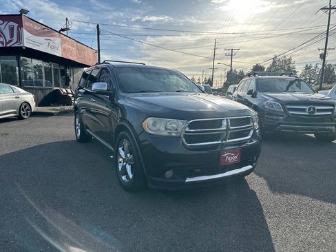 Used 2011 Dodge Durango Citadel w/ Trailer Tow Group IV AWD/4WD image 4