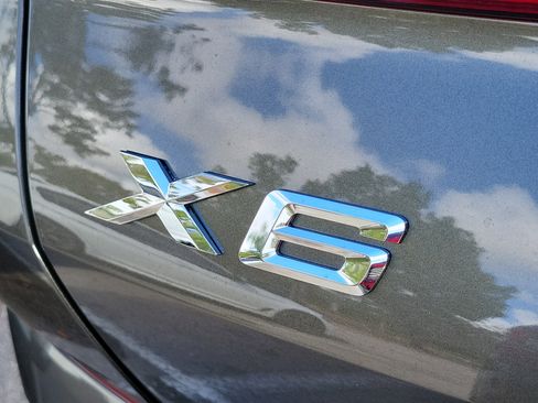 Used 2024 BMW X6 xDrive40i w/ Executive Package image 6