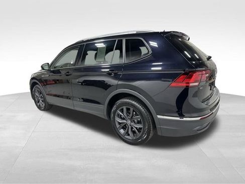 Certified 2024 Volkswagen Tiguan SE AWD/4WD image 8