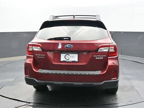 Used 2017 Subaru Outback 2.5i Premium AWD/4WD image 5