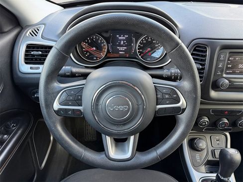 Used 2018 Jeep Compass Sport image 12