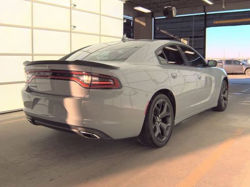 Used 2020 Dodge Charger SXT w/ Plus Group image 8