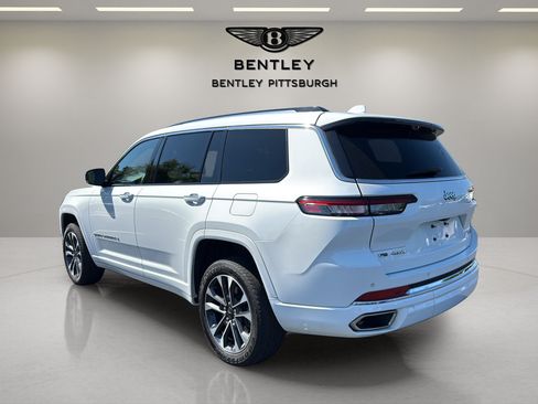 Used 2021 Jeep Grand Cherokee L Overland w/ Luxury Tech Group IV AWD/4WD image 7