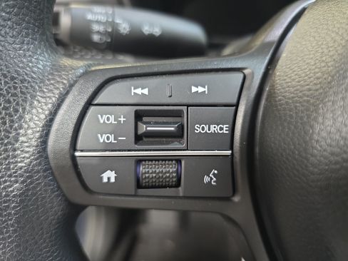 Used 2025 Honda CR-V LX image 14