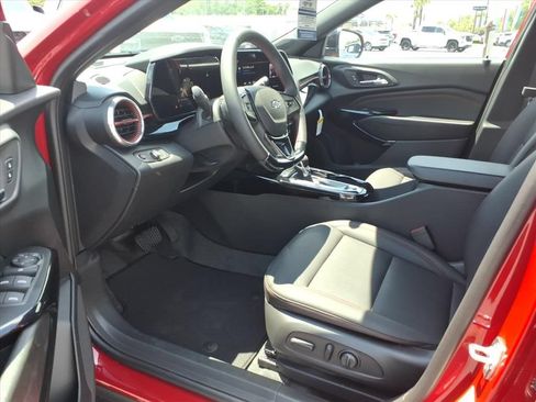 New 2026 Chevrolet Trax RS w/ Sunroof Package FWD image 9