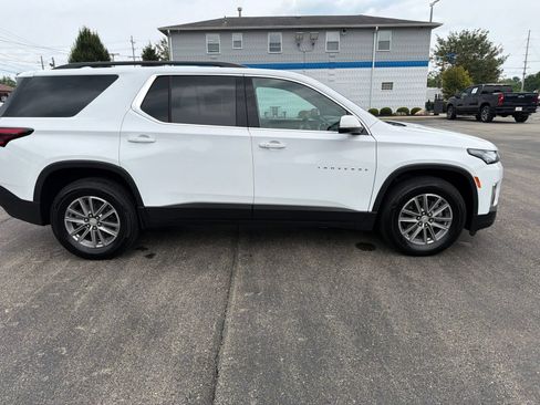Used 2023 Chevrolet Traverse LT FWD image 6