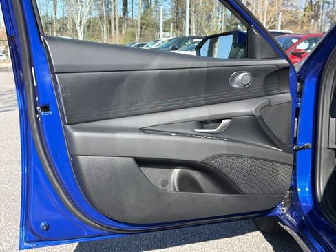 New 2026 Hyundai Elantra SE FWD image 12