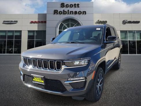 New 2025 Jeep Grand Cherokee Limited image 2