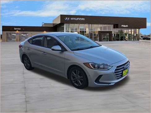 Used 2018 Hyundai Elantra SEL image 6