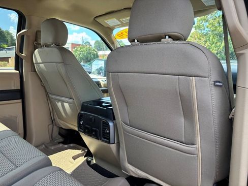 Used 2020 Ford F150 XLT w/ Equipment Group 302A Luxury AWD/4WD image 19