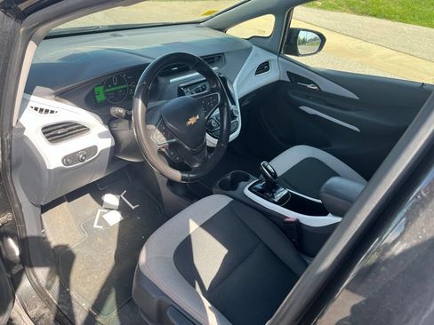 Used 2020 Chevrolet Bolt LT FWD image 23