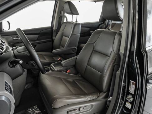 Used 2016 Honda Odyssey EX-L image 27