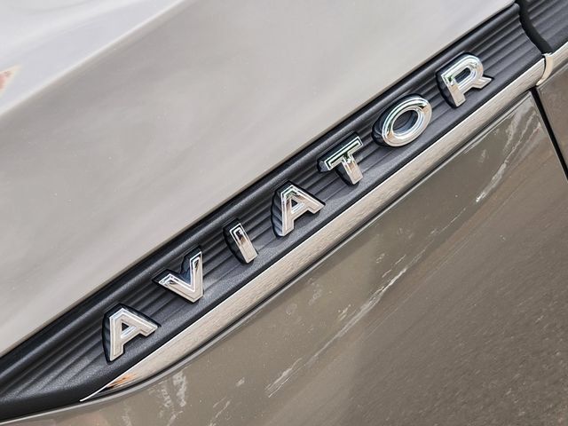New 2025 Lincoln Aviator Reserve w/ Equipment Group 201A AWD/4WD image 17