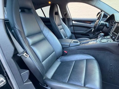 Used 2015 Porsche Panamera RWD image 23