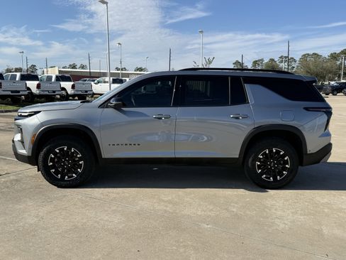 Used 2023 Chevrolet Tahoe Z71 w/ Luxury Package image 8