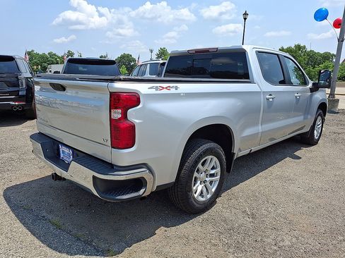 Certified 2020 Chevrolet Silverado 1500 LT w/ Convenience Package AWD/4WD image 17