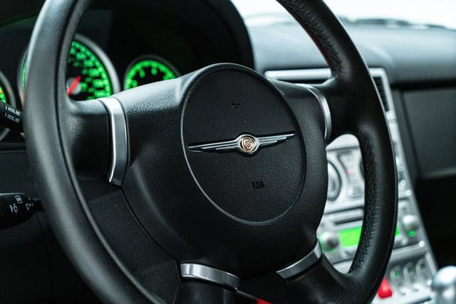 Used 2004 Chrysler Crossfire Coupe RWD image 23