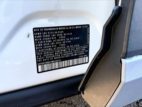 New 2026 Volkswagen Tiguan SE image 36