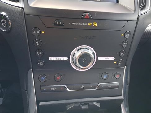 Used 2020 Ford Edge Titanium w/ Equipment Group 301A image 27