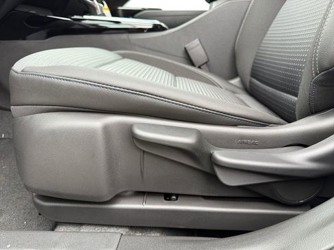 New 2026 Chevrolet Trax LT w/ Sunroof Package image 10