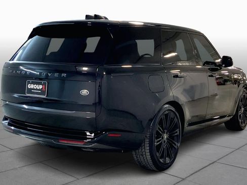 Used 2023 Land Rover Range Rover SE image 13
