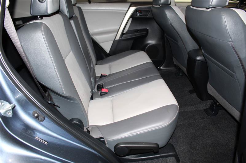Used 2013 Toyota RAV4 Limited AWD/4WD image 23