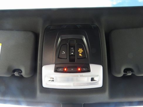 Used 2018 BMW X1 sDrive28i w/ Convenience Package image 27