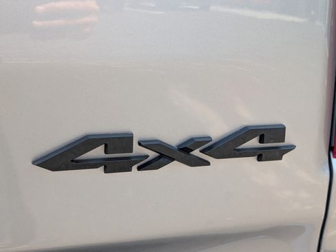 Used 2020 RAM 1500 Big Horn AWD/4WD image 6