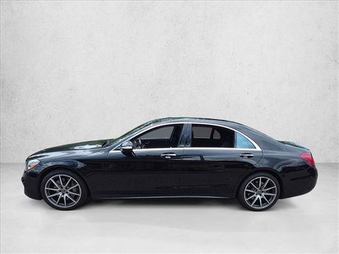 Used 2020 Mercedes-Benz S 560 Sedan image 8