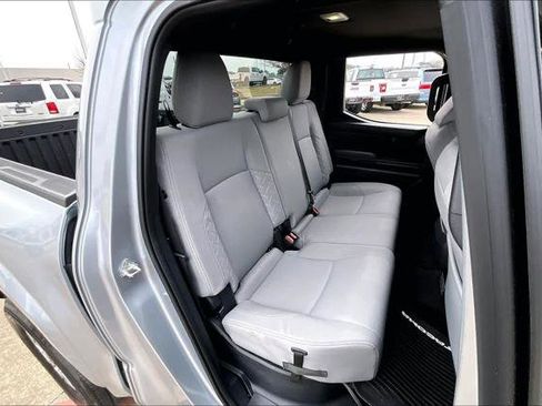 Certified 2025 Toyota Tacoma SR5 image 21