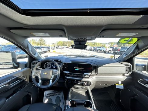 New 2025 Chevrolet Silverado 2500 LTZ w/ Z71 Chrome Sport Edition image 22