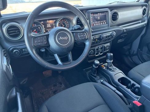 Used 2020 Jeep Wrangler Unlimited Willys image 27