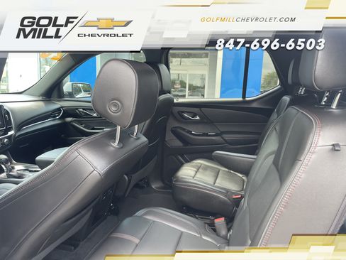Certified 2023 Chevrolet Traverse RS FWD image 25