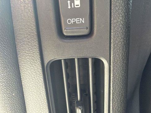 Used 2018 Honda Odyssey EX-L image 24
