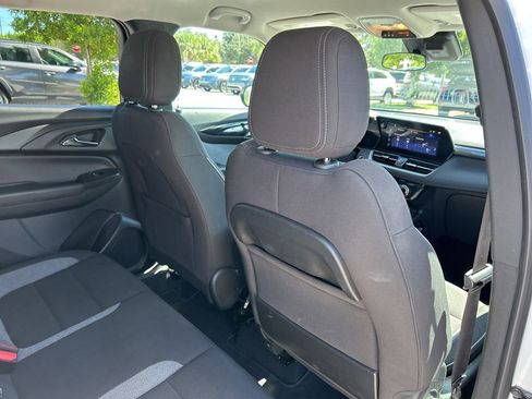 Used 2024 Chevrolet TrailBlazer LT image 56