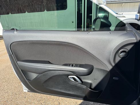 Used 2023 Dodge Challenger SXT w/ Blacktop Package image 12