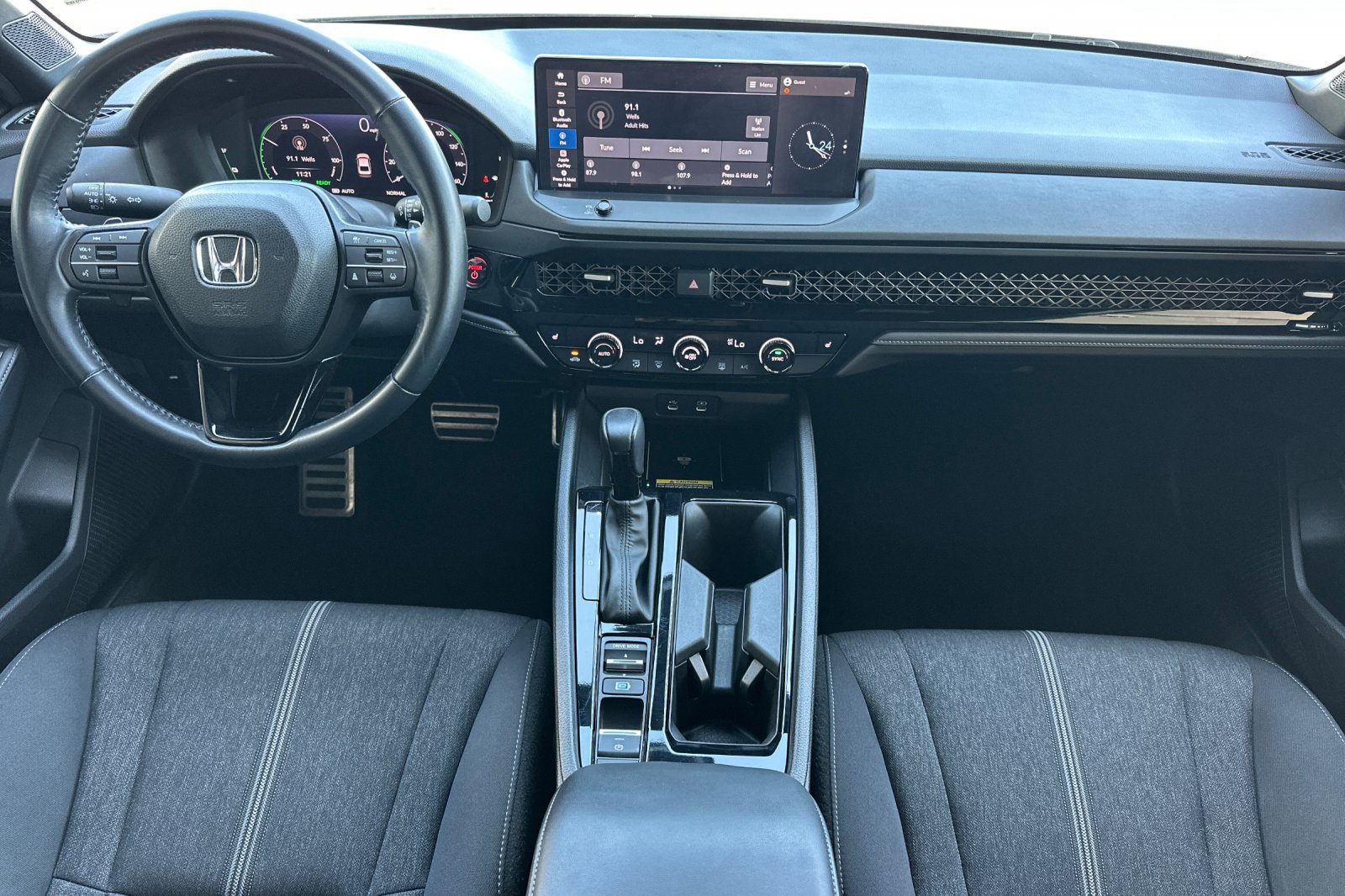 Used 2025 Honda Accord Sport image 13