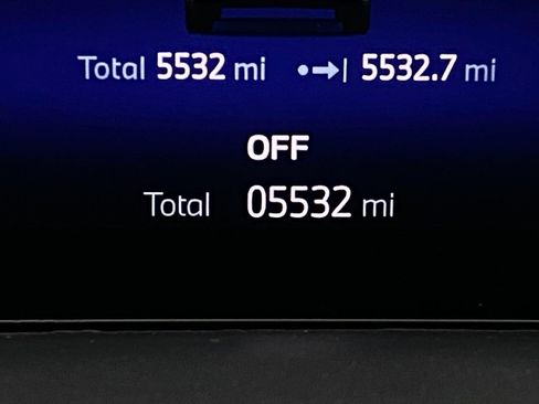 Certified 2025 BMW X7 xDrive40i w/ Premium Package image 22