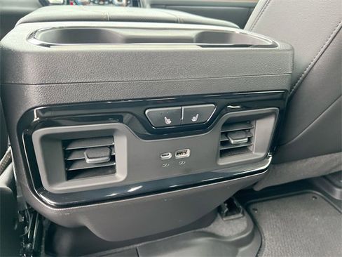 Used 2024 GMC Sierra 1500 AT4 w/ Technology Package image 22