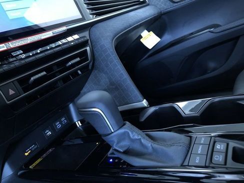 New 2026 Toyota Camry XLE AWD/4WD image 29