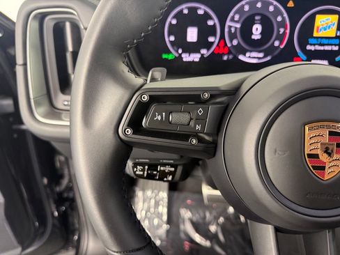 Certified 2026 Porsche Cayenne Coupe AWD/4WD image 29