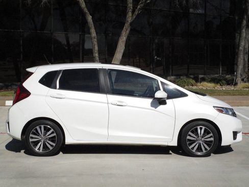 Used 2016 Honda Fit EX image 4