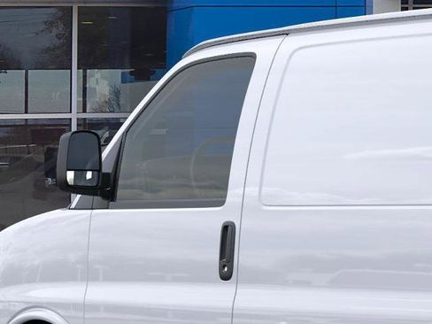 New 2026 Chevrolet Express 2500 image 36